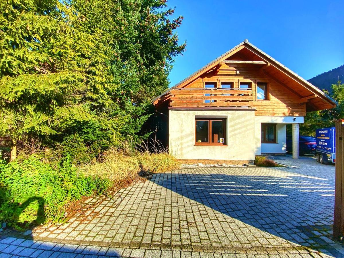 Willa Pod Skocznia Szczyrk Exterior foto